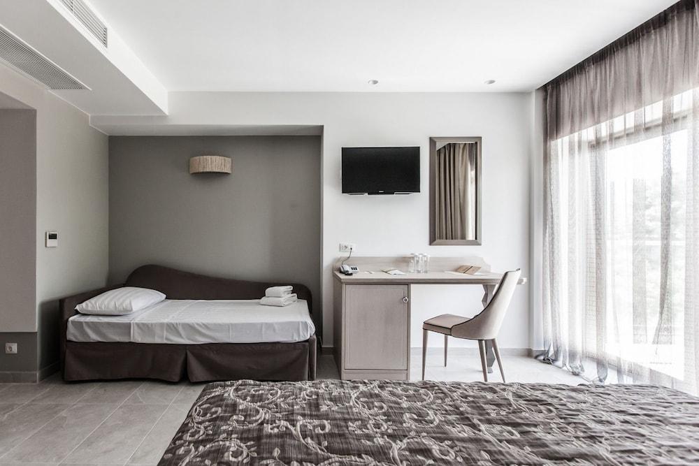 Elinotel Sermilia 5*